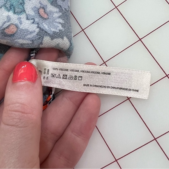 Floreat Anthropologie sz xs rare multi colored floral button down blouse - Picture 14 of 16